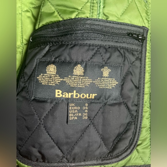 Barbour Summer Liddesdale Gilet Vest Quilted With Custom Real Estate Embroidery - Picture 9 of 13